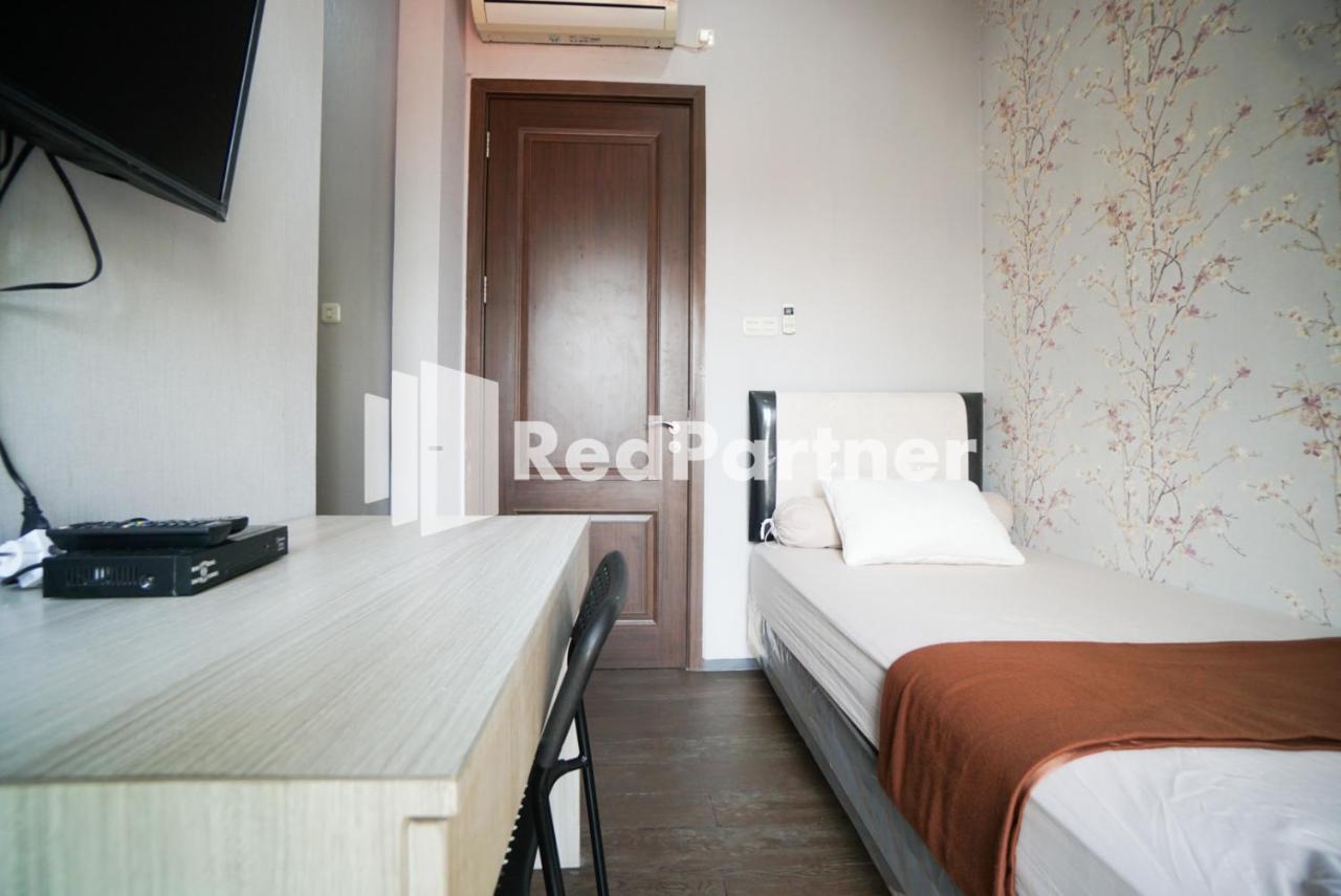 Toba Mansion Syariah Near Benhil Redpartner Hotel Jakarta Exterior foto